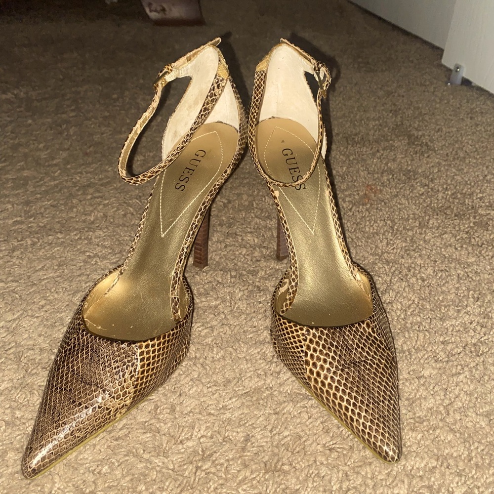 Snake Skin Pattern Guess Pump Heels